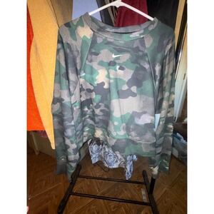 Nike Dri Fit Camo Crew Neck Long Sleeve Cropped Sweatshirt Top Womens 2X